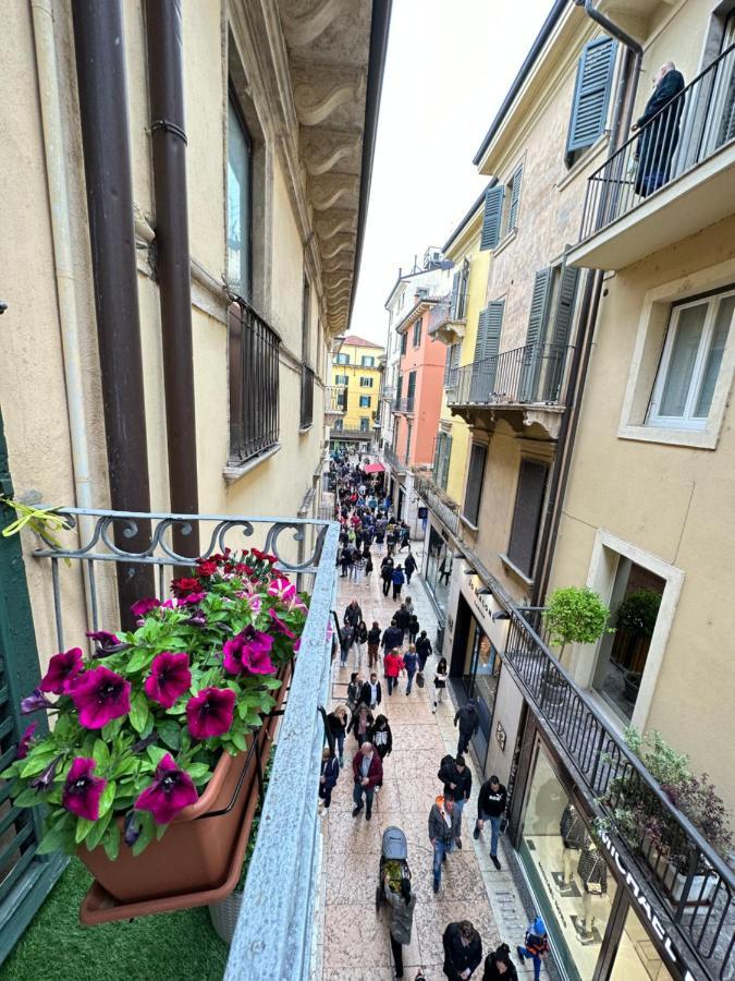 Imperial Home Mazzini Centro Verona 1 Εξωτερικό φωτογραφία