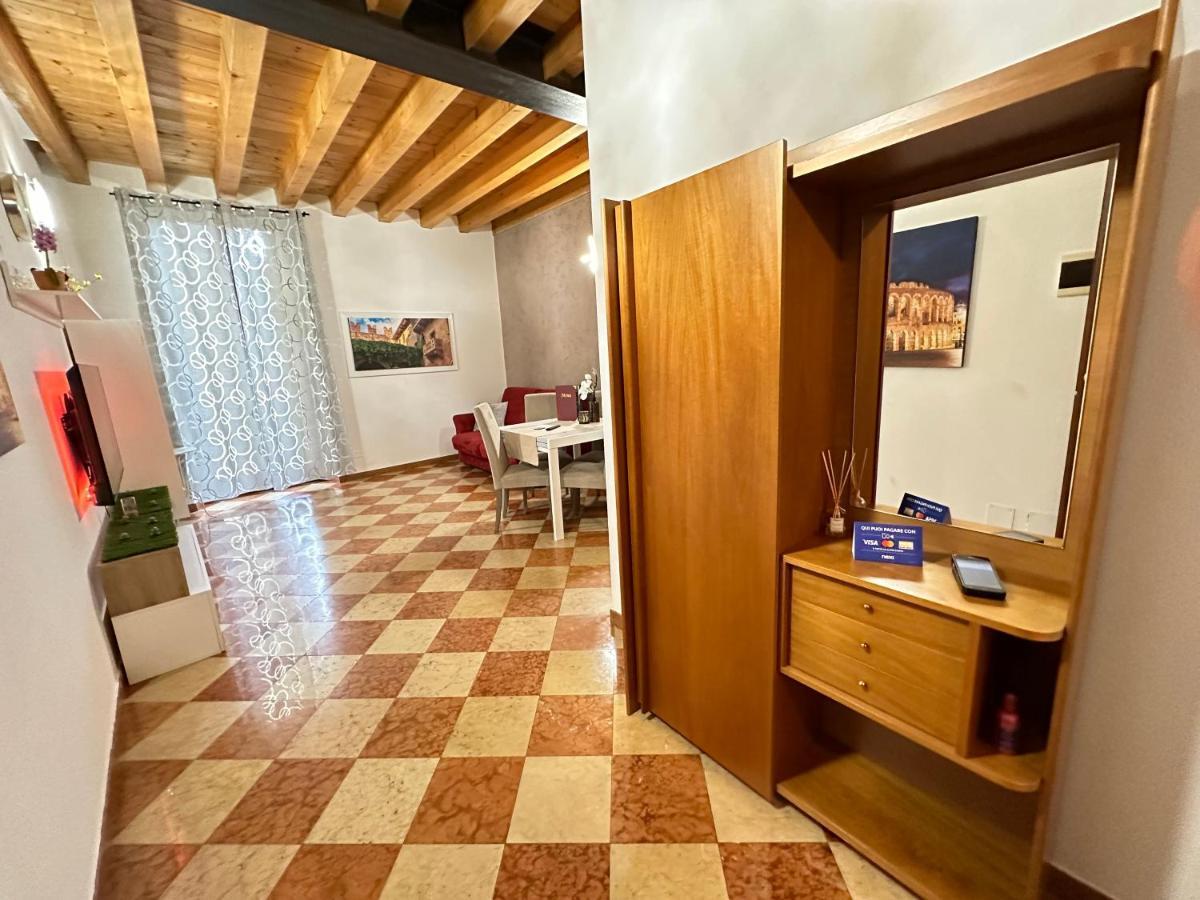 Imperial Home Mazzini Centro Verona 1 Εξωτερικό φωτογραφία